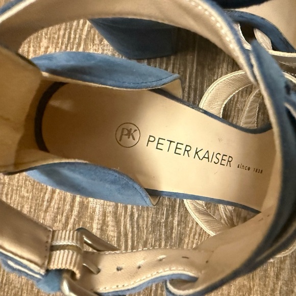 Peter Kaiser NWT 7.5 Elegant Blue and White Heels silver toes gladiator suede - Picture 6 of 14